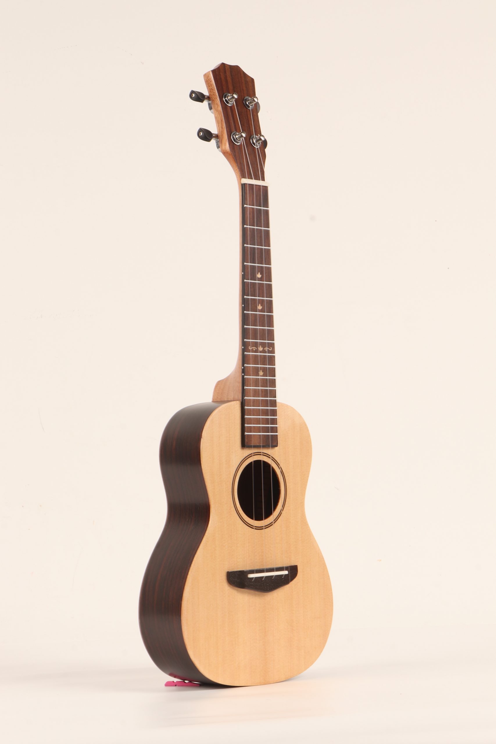 Spruce Top Ukulele For Oem Guizhou Soltech Guitars Ukulele